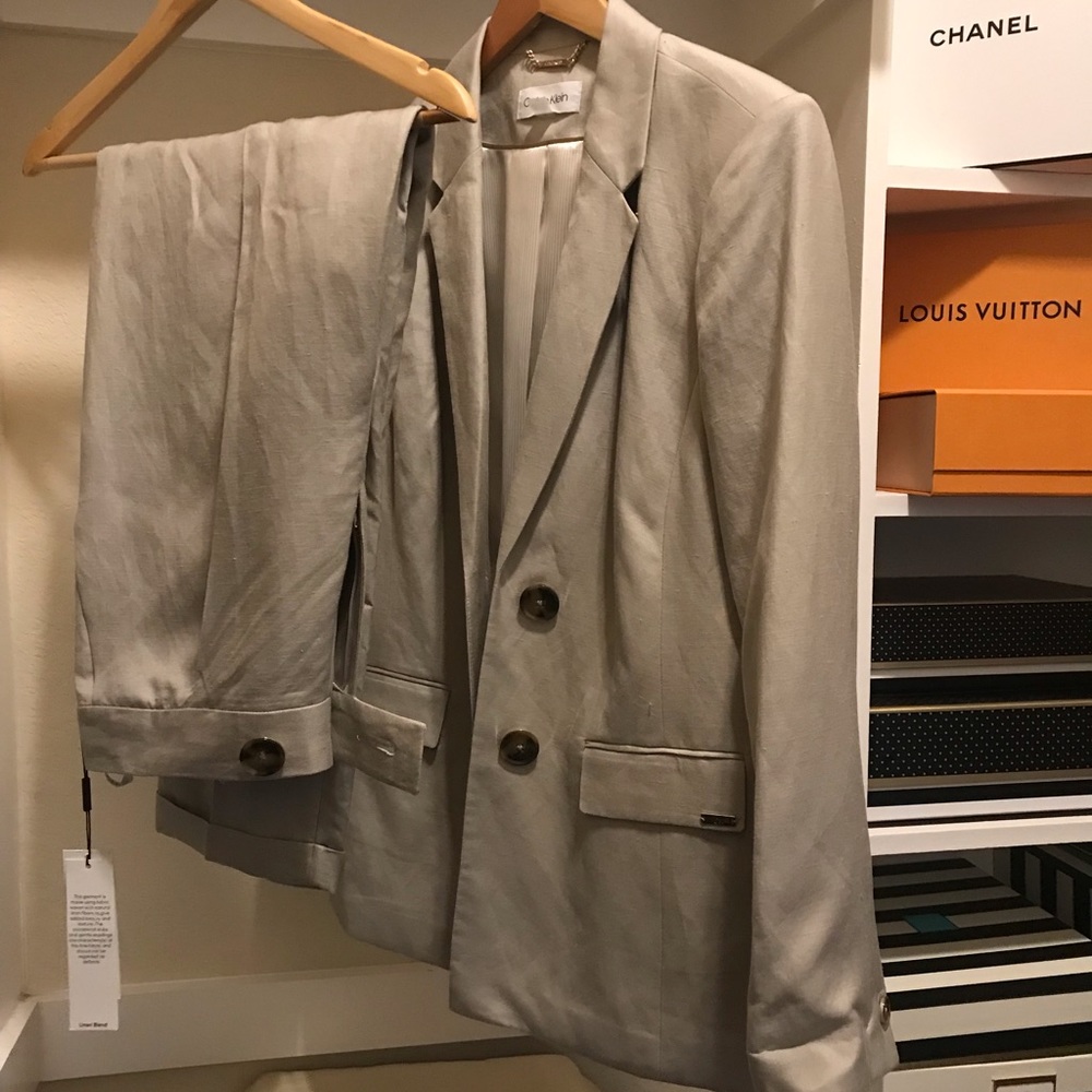 NWT Calvin Klein Professional Suiting